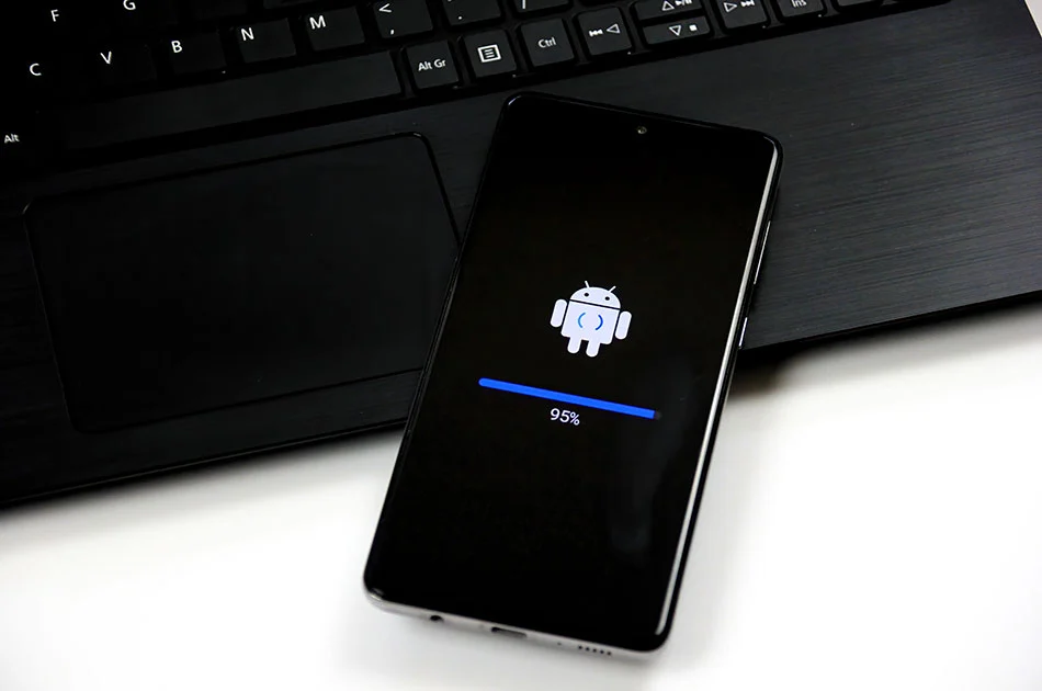 Accidental 999 calls following recent Android phone update - Copythorne ...